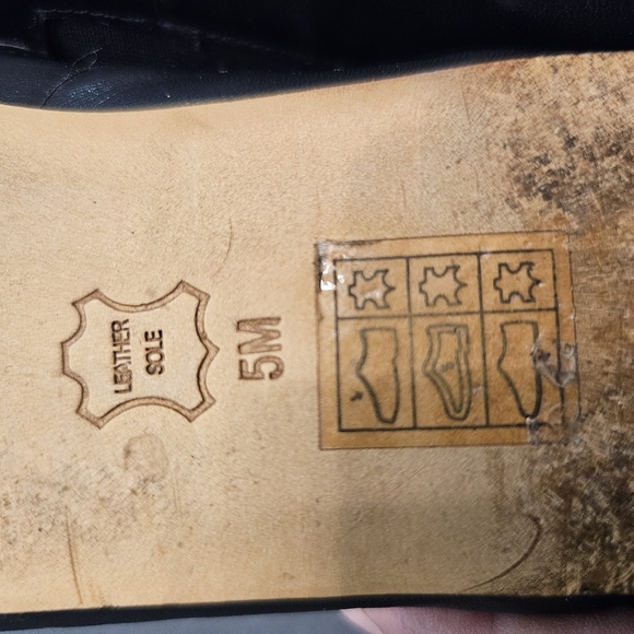 TORY BURCH • Black Leather Ballet Loafers • Size 5M - Picture 10 of 11